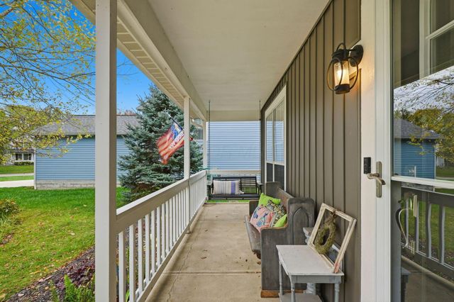 2 Surrey Court, Plain City, OH 43064