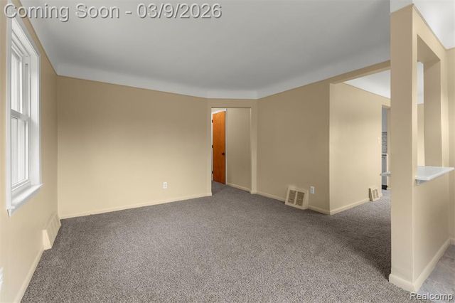 15275 Anne Avenue, Allen Park, MI 48101