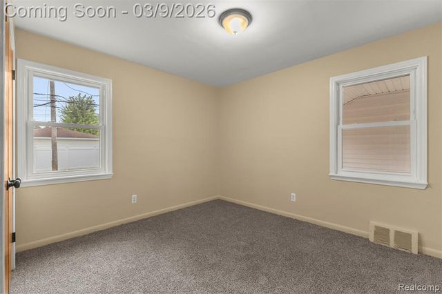 15275 Anne Avenue, Allen Park, MI 48101