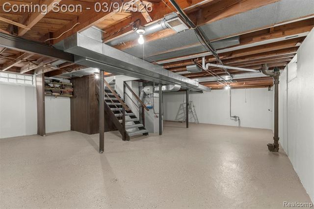 15275 Anne Avenue, Allen Park, MI 48101