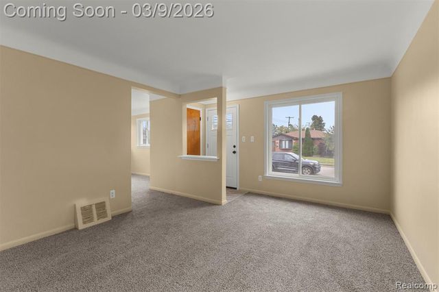 15275 Anne Avenue, Allen Park, MI 48101