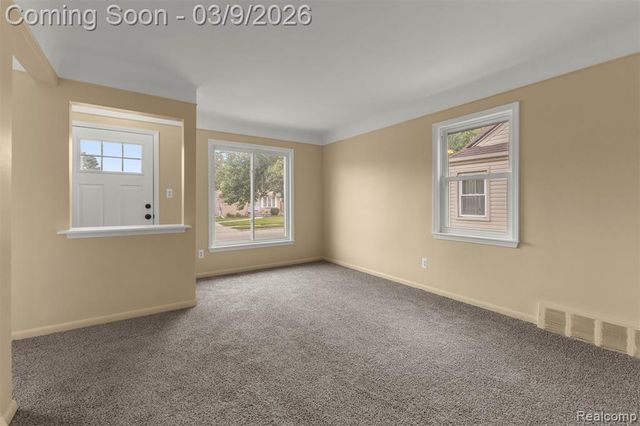 15275 Anne Avenue, Allen Park, MI 48101