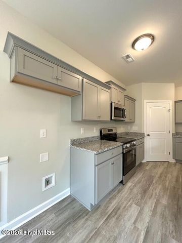 1233 Inner Banks Lane, Jacksonville, NC 28546