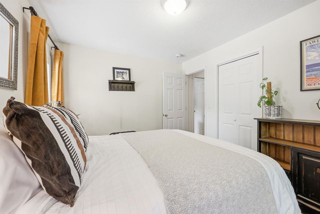 110 Minnow Dr., Pawleys Island, SC 29585