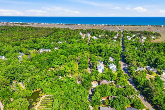 110 Minnow Dr., Pawleys Island, SC 29585