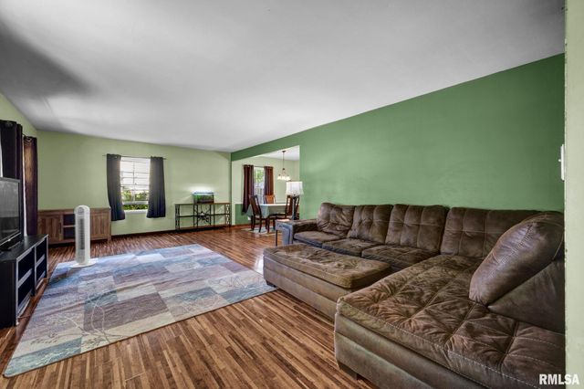 508 W TIMBER RIDGE Drive, Peoria, IL 61615