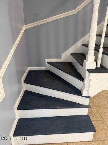 2432 River Oaks Boulevard, B, Jackson, MS 39211