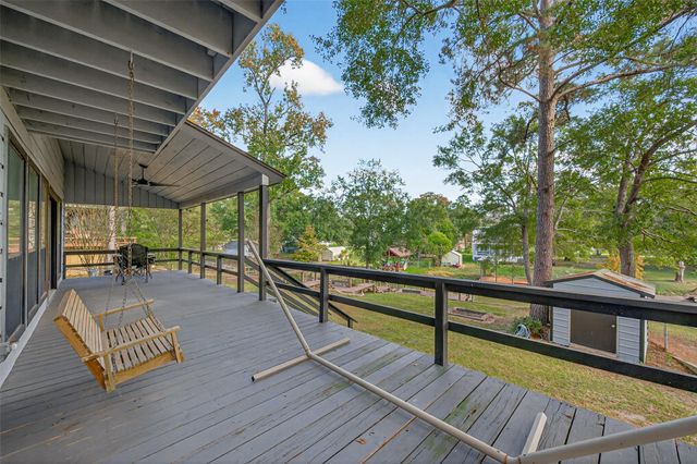 617 Gov Wood Drive, Point Blank, TX 77364