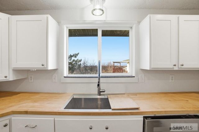 855 Renee, Pocatello, ID 83201