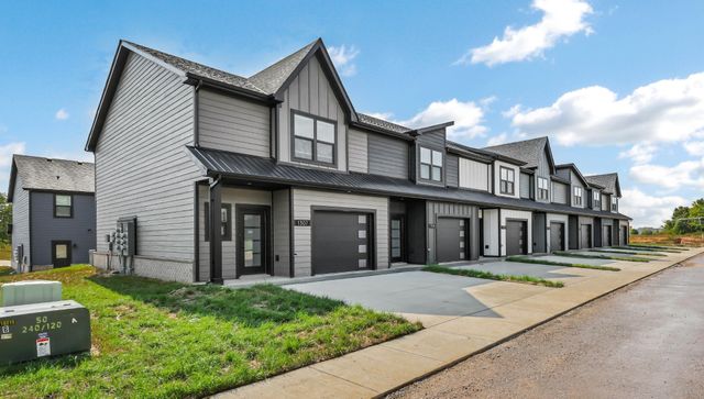 1306 Jonathan Wade Circle, Clarksville, TN 37043