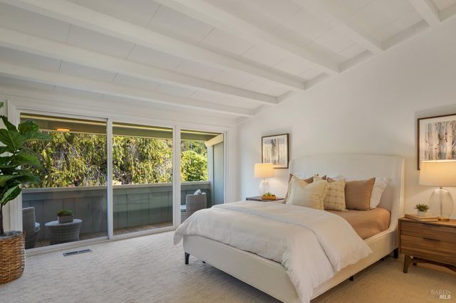 29 Porto Bello Dr, San Rafael, CA 94901