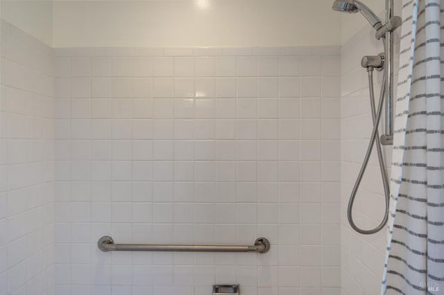 29 Porto Bello Dr, San Rafael, CA 94901