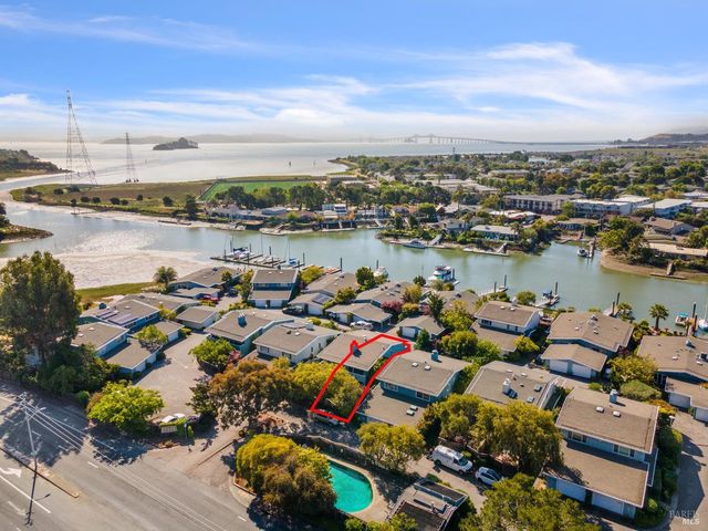 29 Porto Bello Dr, San Rafael, CA 94901