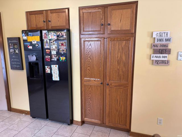 667 Lehman Street, Berne, IN 46711