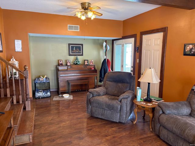 667 Lehman Street, Berne, IN 46711