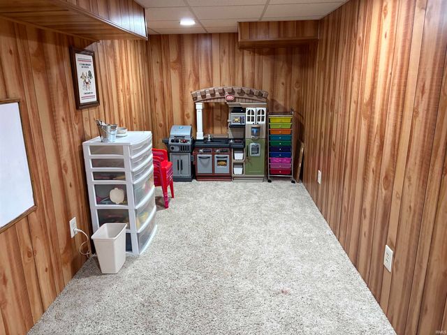 667 Lehman Street, Berne, IN 46711