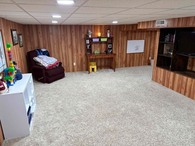 667 Lehman Street, Berne, IN 46711