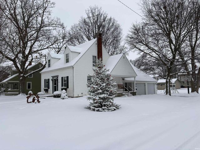 667 Lehman Street, Berne, IN 46711