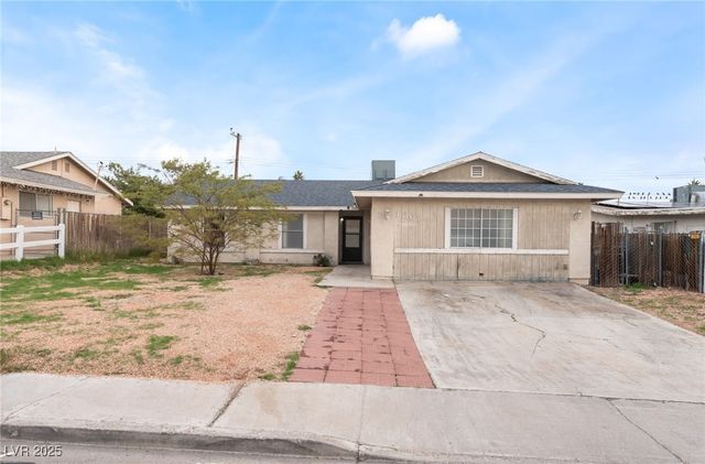 1867 Renada Circle, North Las Vegas, NV 89030