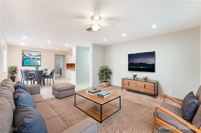 1867 Renada Circle, North Las Vegas, NV 89030