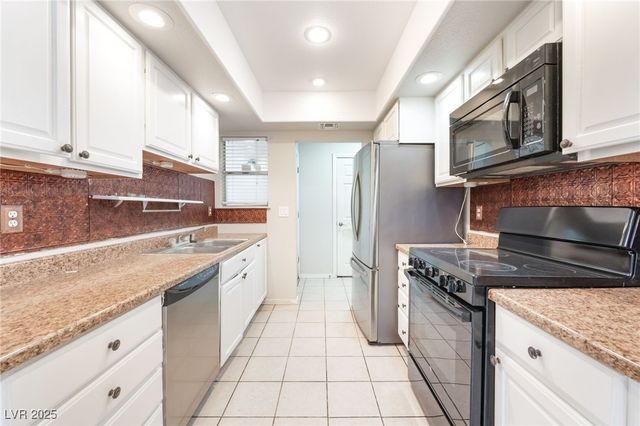 1867 Renada Circle, North Las Vegas, NV 89030