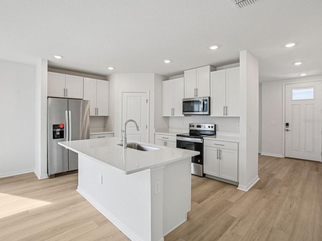 113 OUTBACK HIDEAWAY AVENUE, Nokomis, FL 34275