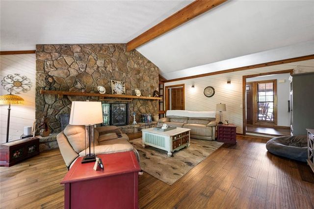 180 River Cove Road, Social Circle, GA 30025