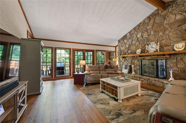 180 River Cove Road, Social Circle, GA 30025