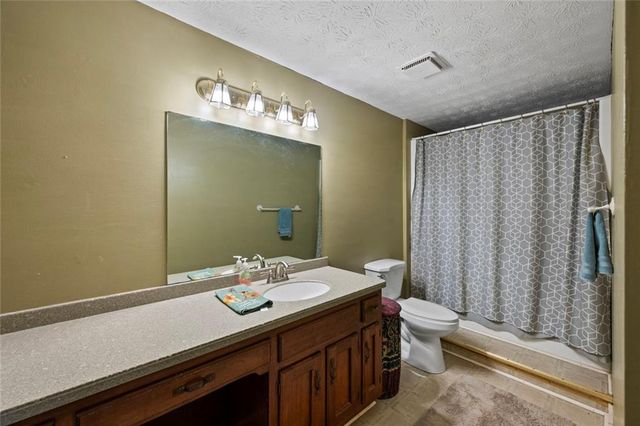 180 River Cove Road, Social Circle, GA 30025