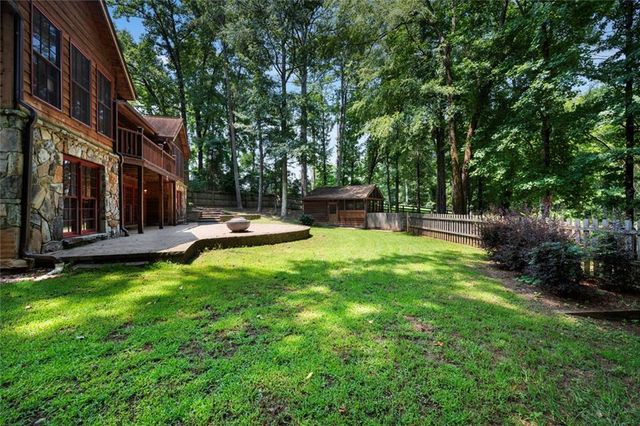 180 River Cove Road, Social Circle, GA 30025