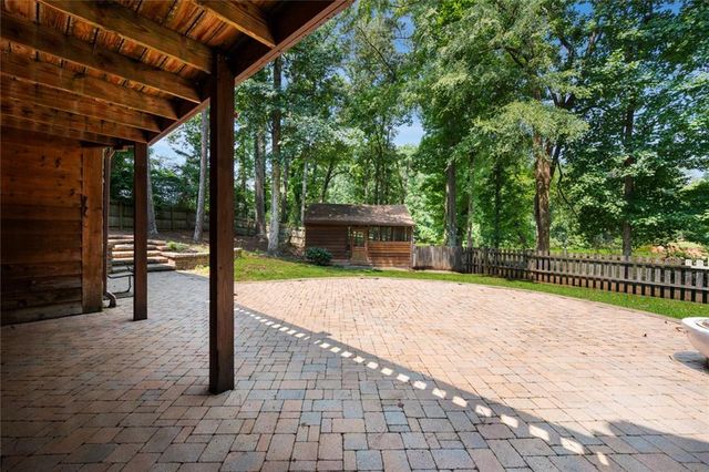 180 River Cove Road, Social Circle, GA 30025