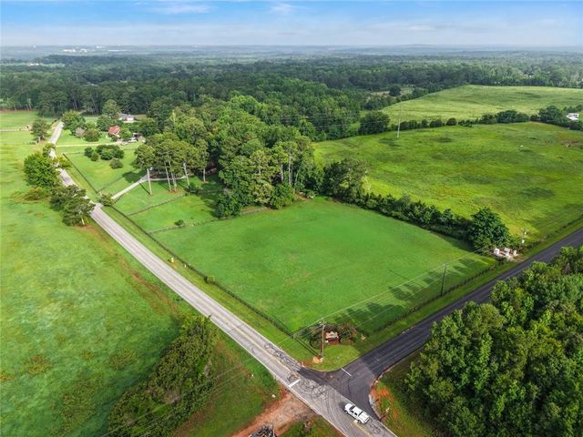 180 River Cove Road, Social Circle, GA 30025