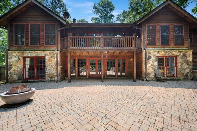 180 River Cove Road, Social Circle, GA 30025