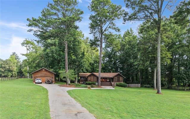 180 River Cove Road, Social Circle, GA 30025