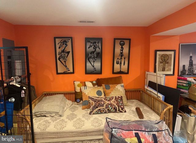 4818 SHERIFF RD NE, Washington, DC 20019