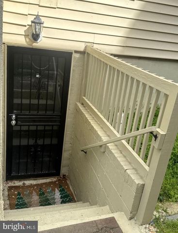 4818 SHERIFF RD NE, Washington, DC 20019