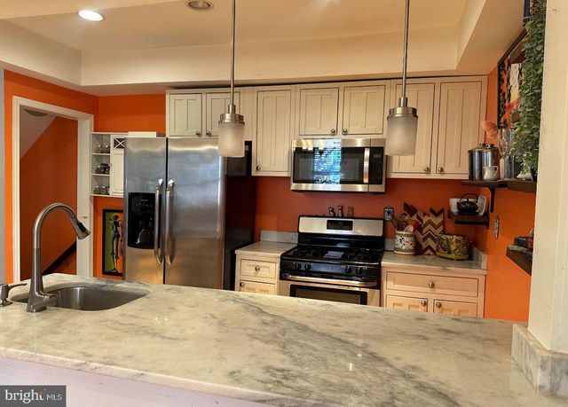 4818 SHERIFF RD NE, Washington, DC 20019