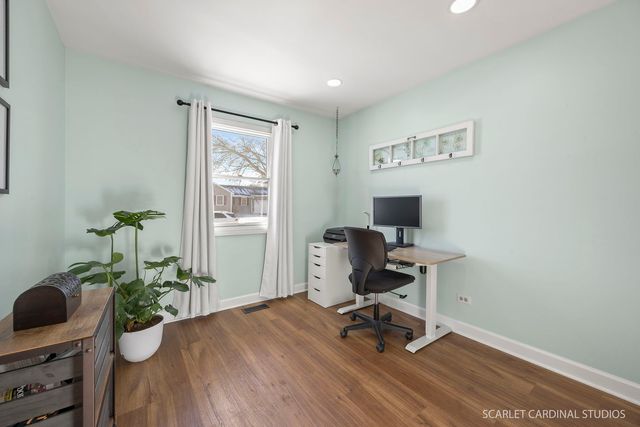 1217 River Oak Drive, Naperville, IL 60565