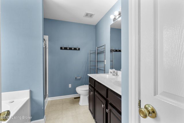 453 Daylilly Ct, Shelbyville, KY 40065