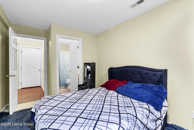 453 Daylilly Ct, Shelbyville, KY 40065