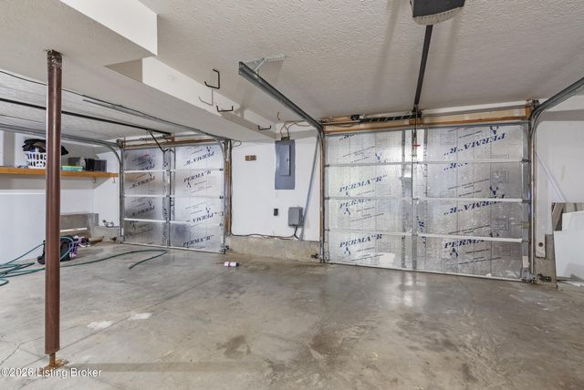 453 Daylilly Ct, Shelbyville, KY 40065