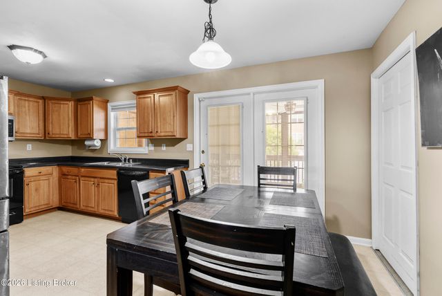 453 Daylilly Ct, Shelbyville, KY 40065