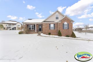 453 Daylilly Ct, Shelbyville, KY 40065
