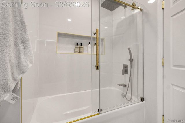 22320 Abbey Lane, Dearborn, MI 48124