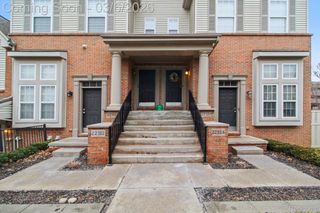 22320 Abbey Lane, Dearborn, MI 48124