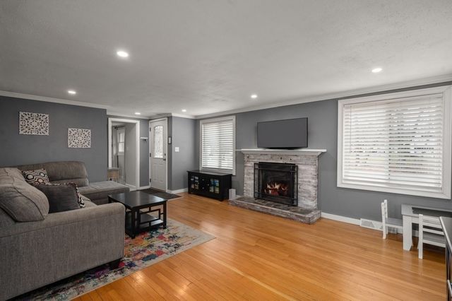 157 Pearl St., Reading, MA 01867