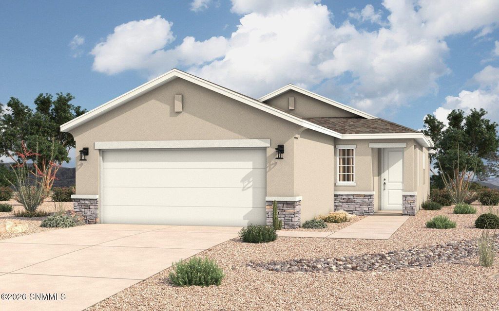7042 Cathedral Road, Las Cruces, NM 88012