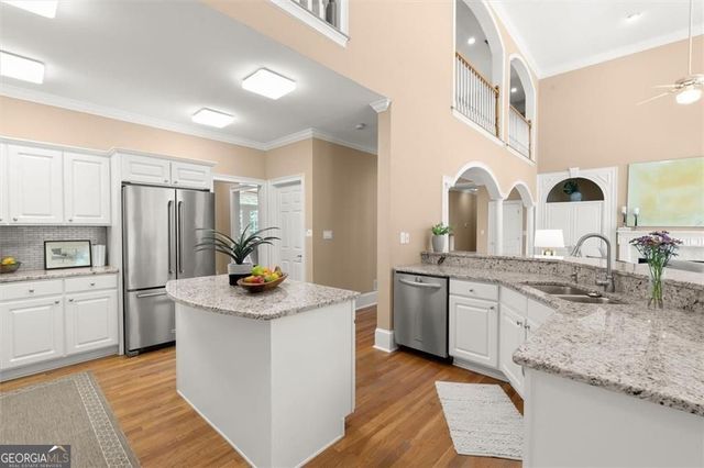 1346 Waterford Green Close NE, Marietta, GA 30068