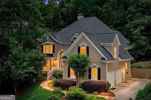 1346 Waterford Green Close NE, Marietta, GA 30068