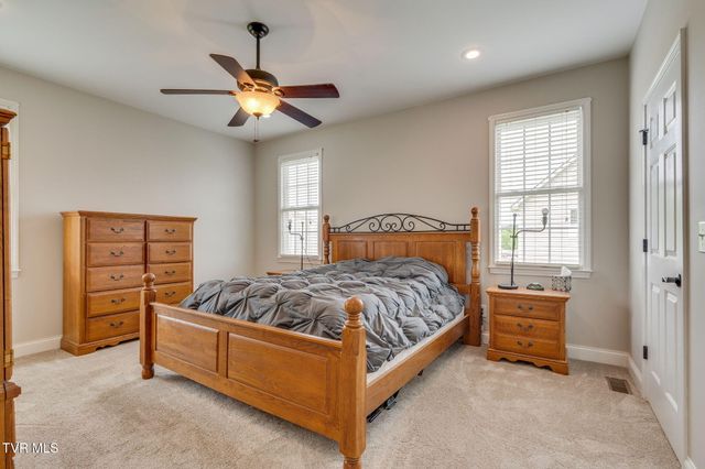 364 Jessicas Way, Johnson City, TN 37615